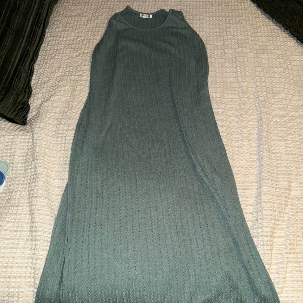 Green long dress